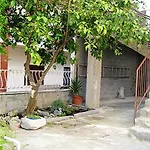 With A Parking Space Podstrana, Split - 5250 포드스트라나